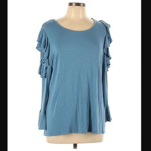 Frilly open shoulders shirt